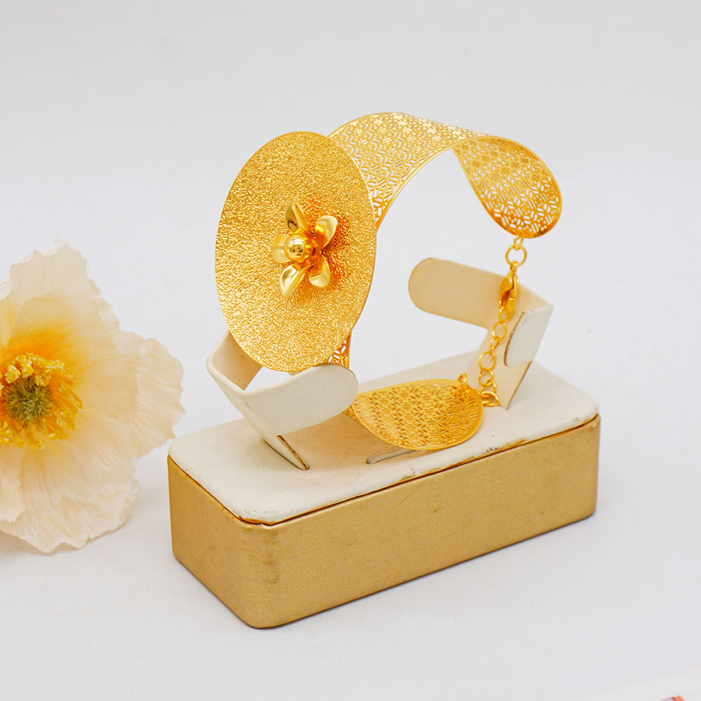 ชุดเครื่องประดับหรูหราแบบยาวแล - Body Jewelry Dubai บทวิจารณ์และราคา